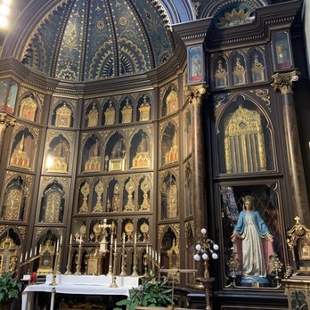 St Anthony's Chapel - Altar surrounded by relics - Churches Near Me - Pittsburgh, Pennsylvania St Anthony's Chapel - Altar surrounded by relics - Churches Near Me - Pittsburgh, Pennsylvania
