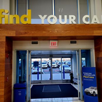 CarMax - Entrance - Used Car Dealers Near Me - Albuquerque, New Mexico