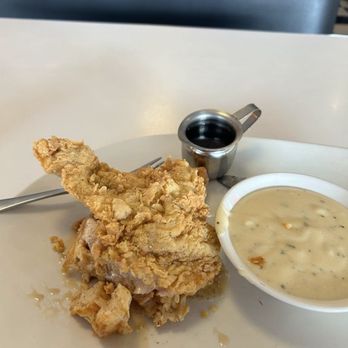 Luckys Cafe - American Near Me - Dallas, Texas