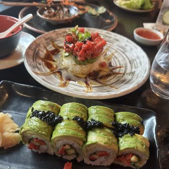 Blue Sushi Sake Grill - Green Goddess and Tuna Tower - Sushi Bars Near Me - Kansas City, Missouri
