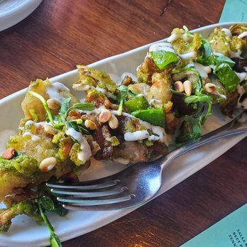 Odd Duck - Fried oyster mushrooms - New American Near Me - Milwaukee, Wisconsin Odd Duck - Fried oyster mushrooms - New American Near Me - Milwaukee, Wisconsin