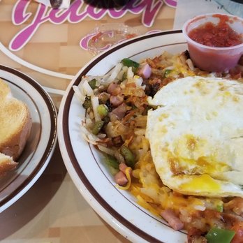 Judy's Cafe - Western skillet...yum! - American Near Me - Garland, Texas