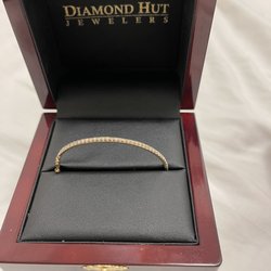 Diamond Hut Jewelers