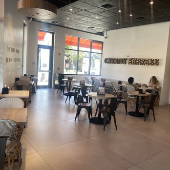 Carrot - Dining area - Wraps Near Me - Coconut Creek, Florida