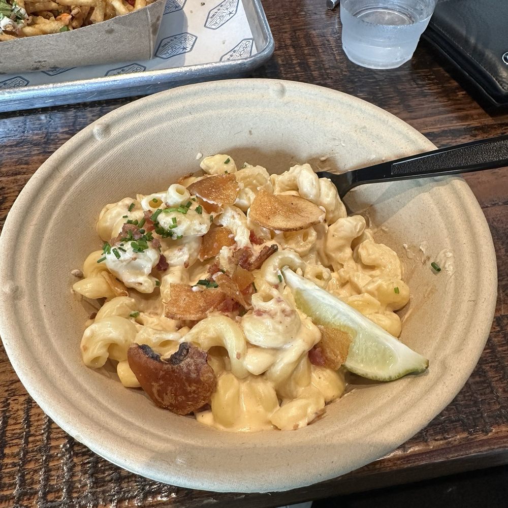 Dock Local - Man n Cheese - Seafood Near Me - Grapevine, Texas