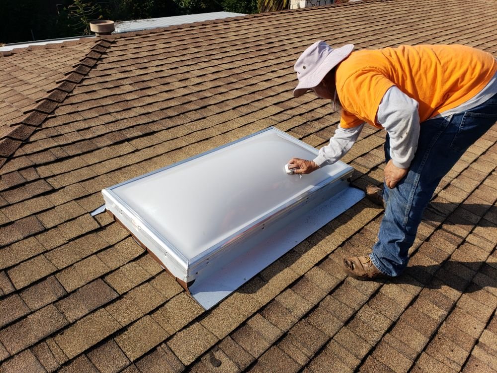 Slide of Mario's Roofing Services