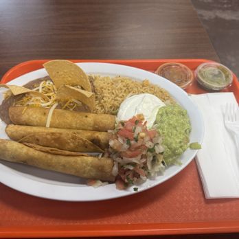 Los Sombreros Restarant - So delicious!!! - Mexican Near Me - Compton, California Los Sombreros Restarant - So delicious!!! - Mexican Near Me - Compton, California