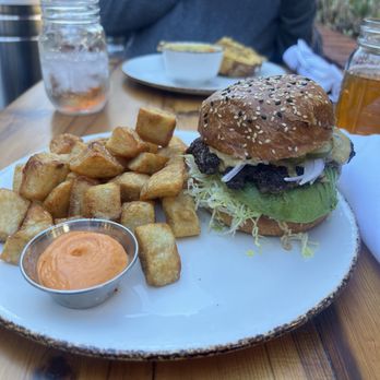 peasants FEAST - Burger - American Near Me - Solvang, California peasants FEAST - Burger - American Near Me - Solvang, California