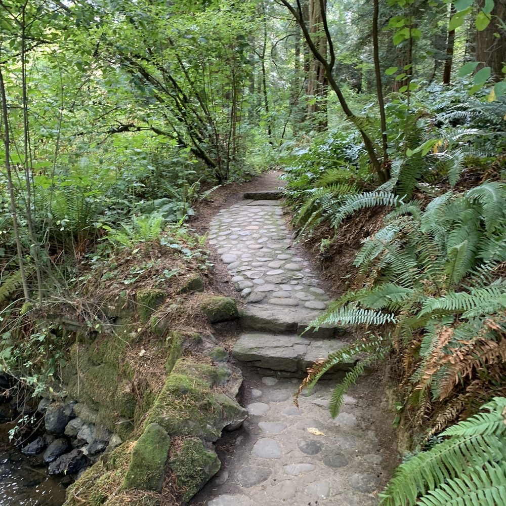 Leach Botanical Garden - Cobble stone trails. - Botanical Gardens Near Me - Portland, Oregon