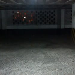 Estacionamiento Ayacucho