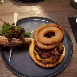 Bistro 33