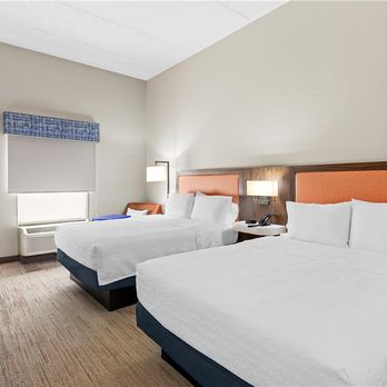 Hampton Inn & Suites Bolingbrook - Guest room - Hotels Near Me - Bolingbrook, Illinois Hampton Inn & Suites Bolingbrook - Guest room - Hotels Near Me - Bolingbrook, Illinois
