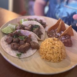 El Axolote - Carne Asada tacos