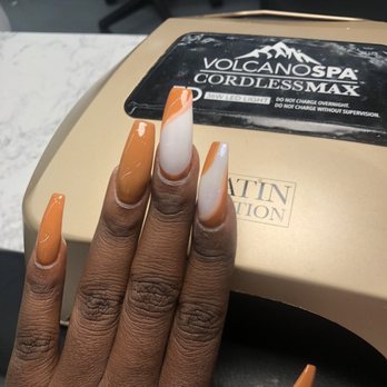 Avalon Nail Bar - Nail Salons Near Me - Long Beach, California Avalon Nail Bar - Nail Salons Near Me - Long Beach, California