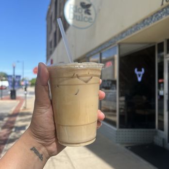 Rio Dulce - Iced Horchata Latte - Coffee & Tea Near Me - Fort Worth, Texas