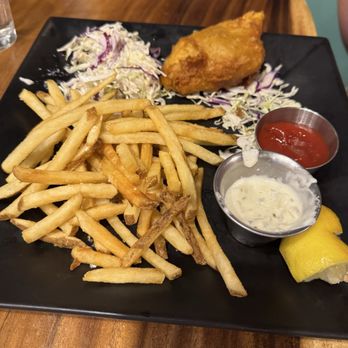 Napali Brewing - Fish and chips - Brewpubs Near Me - Kapaʻa, Hawaii