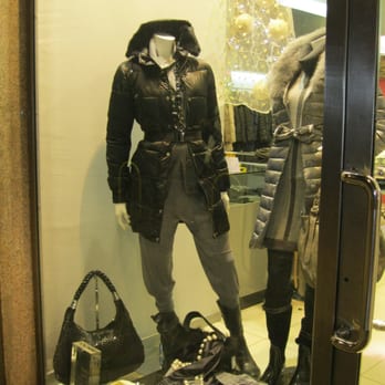 Shuffles - Women's Clothing Near Me - Milan, Michigan
