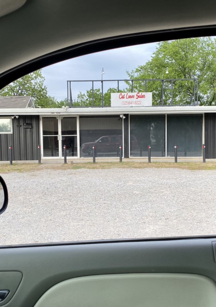 Cut Loose Salon Logo