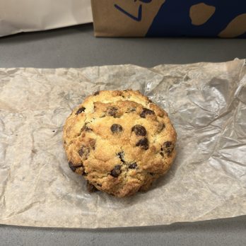 Levain Bakery - NoHo, NYC - Two Chip Chocolate Chip Cookie. - Bakeries Near Me - New York, New York Levain Bakery - NoHo, NYC - Two Chip Chocolate Chip Cookie. - Bakeries Near Me - New York, New York