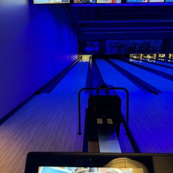 Pinstripes - New American Near Me - Orlando, Florida