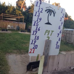 Palm Pub - Horseshoe pit