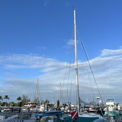 Salty's Oyster Dockside Bar & Grill