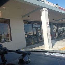 Pizza Hut - Store entrance.