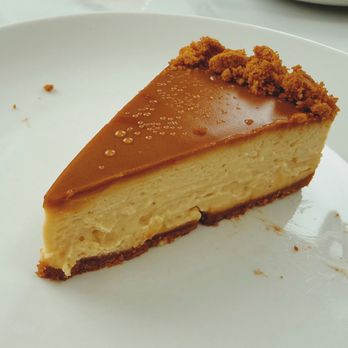 Dakota’s On The Cove - Biscoff cheesecake - Cocktail Bars Near Me - Bronx, New York