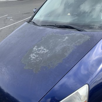 Diamond Collision - Before: Paint chipped and you can see the metal - Body Shops Near Me - Hawaiian Gardens, California