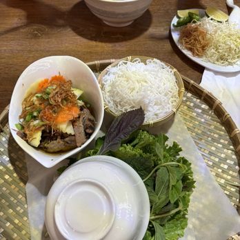 Pho Ao Sen - Bun Cha Ha Noi and Bun Bo Hue - Vietnamese Near Me - Livermore, California Pho Ao Sen - Bun Cha Ha Noi and Bun Bo Hue - Vietnamese Near Me - Livermore, California