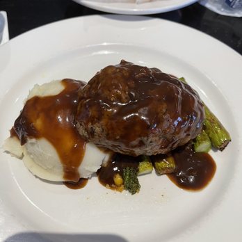 Woodfire Tavern - Meatloaf, mashed potatoes and asparagus great presentation and taste - Barbeque Near Me - Long Grove, Illinois Woodfire Tavern - Meatloaf, mashed potatoes and asparagus great presentation and taste - Barbeque Near Me - Long Grove, Illinois