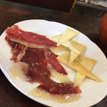Bodega Paco Góngora - Tapas Bars Near Me - Seville, SE Bodega Paco Góngora - Tapas Bars Near Me - Seville, SE