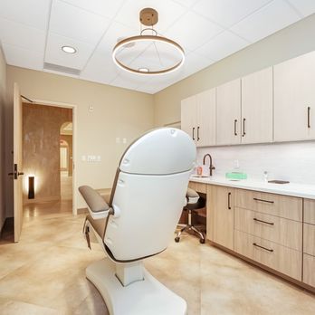 Chris Lakhiani, MD - Plastic Surgeons Near Me - Red Bank, New Jersey Chris Lakhiani, MD - Plastic Surgeons Near Me - Red Bank, New Jersey