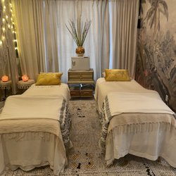 Salon Baliage & Spa - Our newest Couples room at Spa Baliage
100 Carillon Market Street suite 202