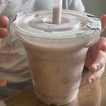Jus Plus Bol Superfood Bar - Strawberry kids smoothie - Juice Bars & Smoothies Near Me - Richmond, Texas Jus Plus Bol Superfood Bar - Strawberry kids smoothie - Juice Bars & Smoothies Near Me - Richmond, Texas