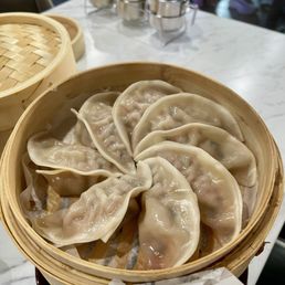 8 Piece Pork and Chinese Cabbage Steamed Dumplings