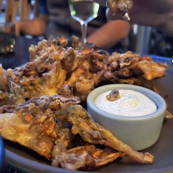 True Laurel - Crispy Hen of the Woods Mushrooms - Cocktail Bars Near Me - San Francisco, California True Laurel - Crispy Hen of the Woods Mushrooms - Cocktail Bars Near Me - San Francisco, California