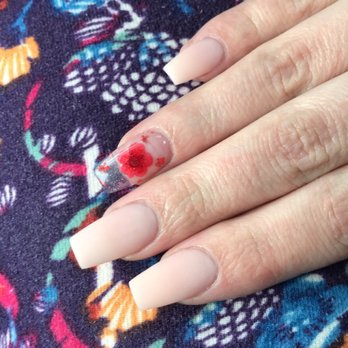 ProTop Nails - Right hand by Lily - Nail Salons Near Me - Roseville, California