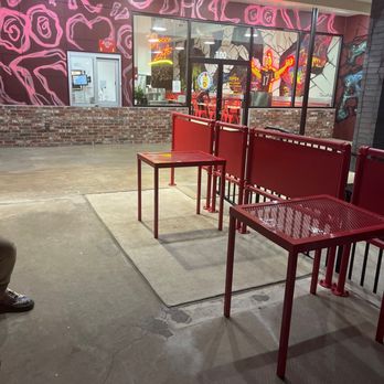 Dave's Hot Chicken - Menú is inside - Chicken Shop Near Me - College Station, Texas Dave's Hot Chicken - Menú is inside - Chicken Shop Near Me - College Station, Texas