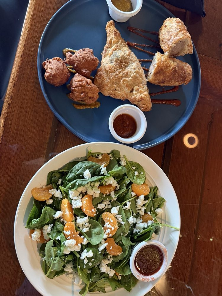 The Sexton Pub and Provisions Logo