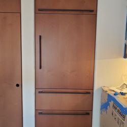 Bay Area Appliance Installation - Built-in refrigerator with custom panels