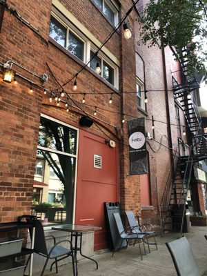 Maru Izakaya by null