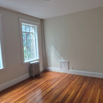 Teamwork Painting Services - Quick turn over property fresh coat of paint and floor refinish. - Painters Near Me - Somerville, Massachusetts Teamwork Painting Services - Quick turn over property fresh coat of paint and floor refinish. - Painters Near Me - Somerville, Massachusetts