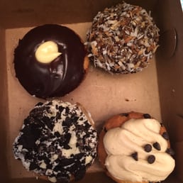 Boston Cream Pie Cupcake