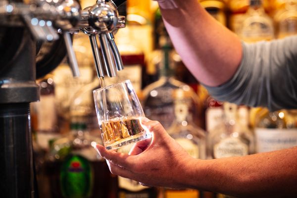 The Common Bar by null