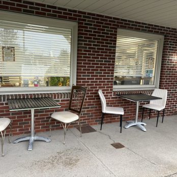 Sunflower Bakery & Cafe - Outdoor seating area - Bakeries Near Me - Nashua, New Hampshire Sunflower Bakery & Cafe - Outdoor seating area - Bakeries Near Me - Nashua, New Hampshire