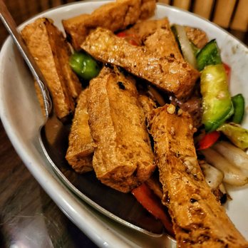 Vanessa's Bistro - Spicy Lemon Grass Tofu - Vietnamese Near Me - Berkeley, California