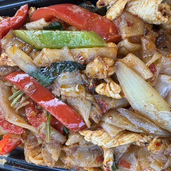 Pho & Thai Westborough - Drunken Noodles/ Pad Kee Mao - Thai Near Me - Westborough, Massachusetts