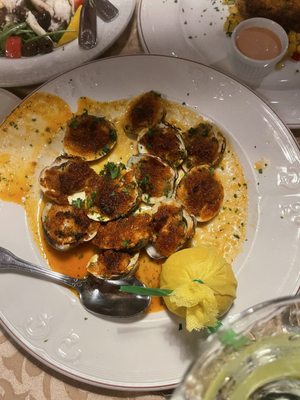 The Polo Lounge by null