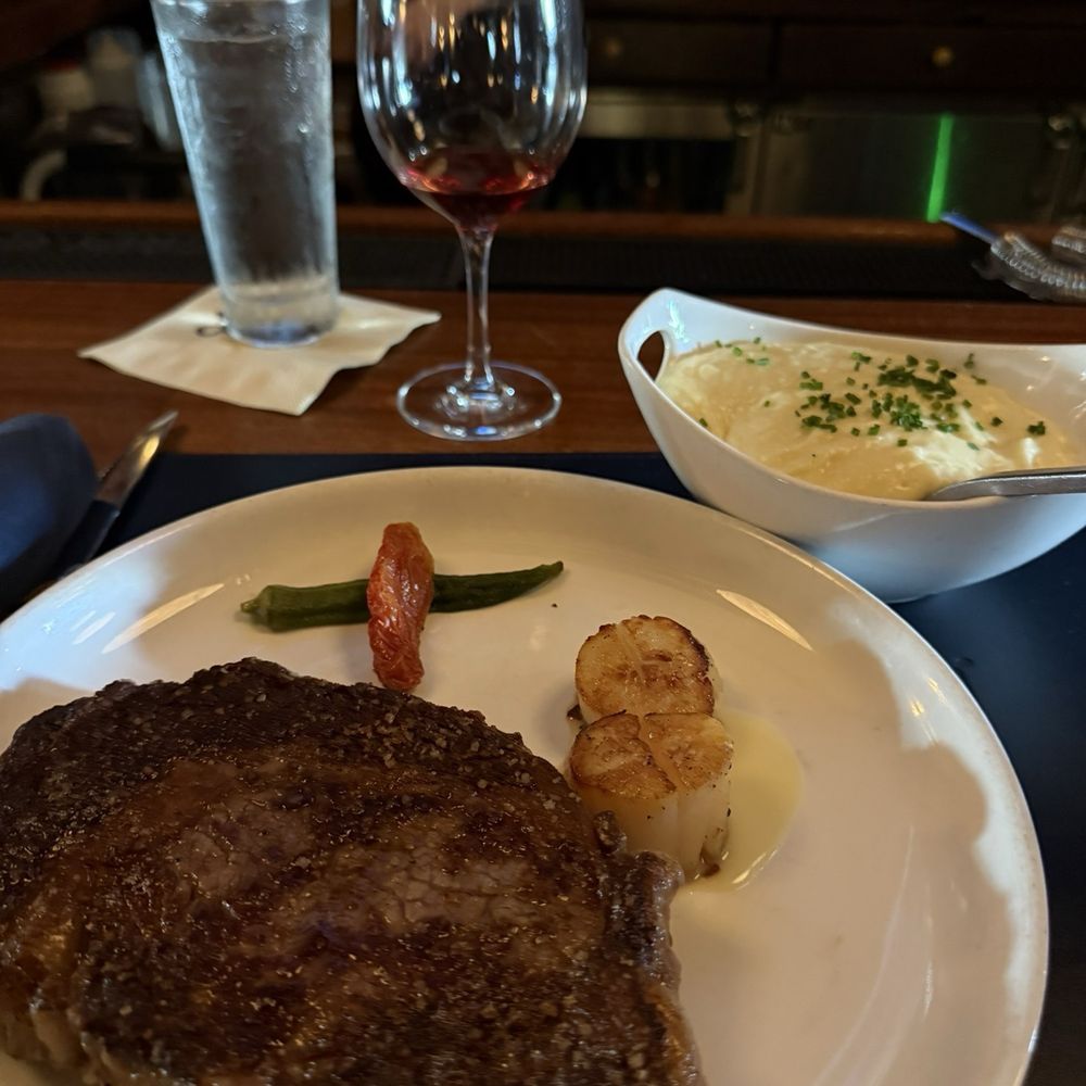 High Cotton - Ribeye - Cocktail Bars Near Me - Charleston, South Carolina High Cotton - Ribeye - Cocktail Bars Near Me - Charleston, South Carolina